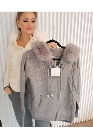 Dámský luxusní svetr s kožešinou na kapuci Hannele