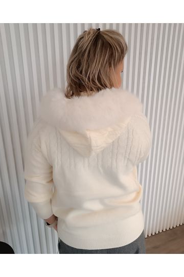 Dámský luxusní svetr s kožešinou na kapuci Hannele