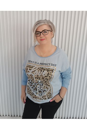 Dámské elastické tričko s potiskem v mnoha barevných provedeních. 390 Kč