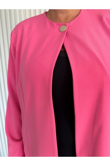 Dámské prodloužené elegantní sako Lizzie bez límce s kapsami a kovovým zapínáním