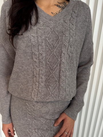 Dámský pletený komplet, se sukní ve dvou barvách