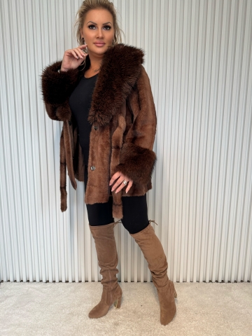 Dámský hnědý luxusní kožich Markéta