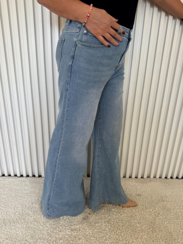 Dámské módní modré zvonové džíny Sáva větší velikost