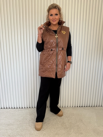 Dámská luxusní vesta Gina v hnědé barvě značky Lola Bianka