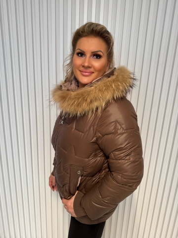 Dámská zimní hnědá bunda Katrin s kožešinou na kapuci