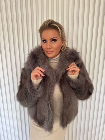 Luxusní dámský krátký kožíšek, z umělé kožešiny v šedohnědé barvě