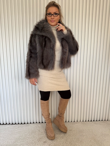 Luxusní dámský krátký kožíšek, z umělé kožešiny v šedohnědé barvě