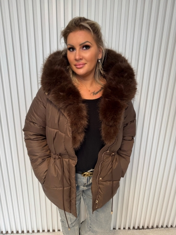 Dámská luxusní hnědá bunda...