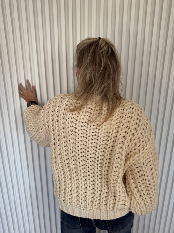 Dámský oversize svetr Kamila v přírodní barvě