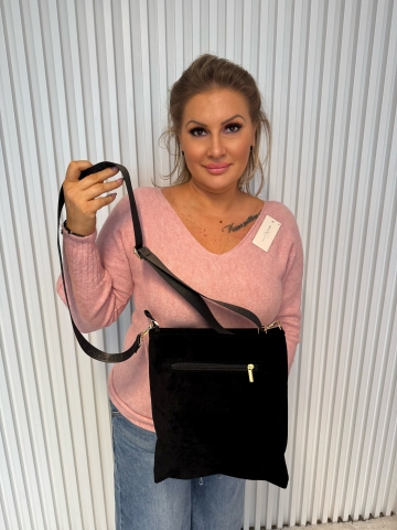 Dámská Lola crossbody kabelka Laura Biaggi s posuvným popruhem, černé barvy.