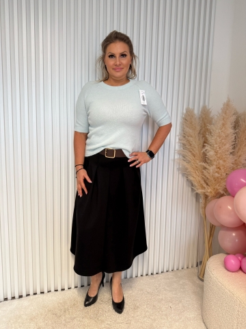 Dámská kolová delší černá sukně Aida s opaskem