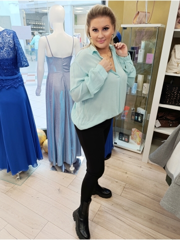 Dámská elegantní volná halenka CHarlotte s límečkovým výstřihem do V, ve dvou barvách.