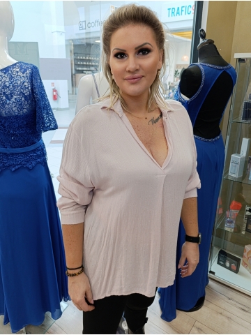Dámská elegantní volná halenka CHarlotte s límečkovým výstřihem do V, ve dvou barvách.