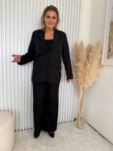 Dámský elegantní kalhotový kostým Megane v černé barvě