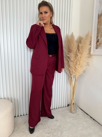 Dámský elegantní kalhotový kostým Megane ve vínové  barvě