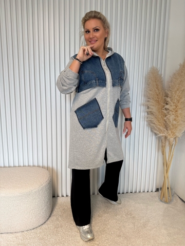 Dámský dlouhý mikinový šedý kabát Vista v kombinaci s riflovinou