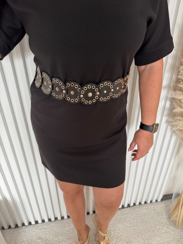 Dámské černé šaty Duha s krátkým rukávem a opaskem