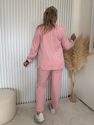 Dámský elegantní kalhotový kostým Dejna růžový