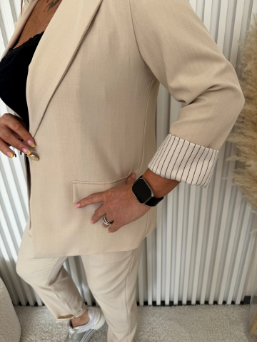 Dámský elegantní kalhotový kostým Dejna béžový