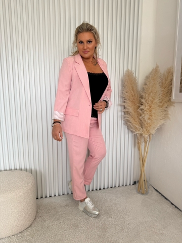 Dámský elegantní kalhotový kostým Dejna růžový