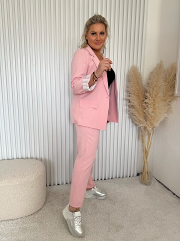 Dámský elegantní kalhotový kostým Dejna růžový