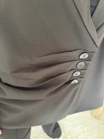 Dámské elegantní černé sako Sun pro baculky