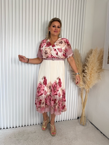 Dámské dlouhé růžové šaty Liliana s opaskem a plisováním značky Paparazzi Fashion