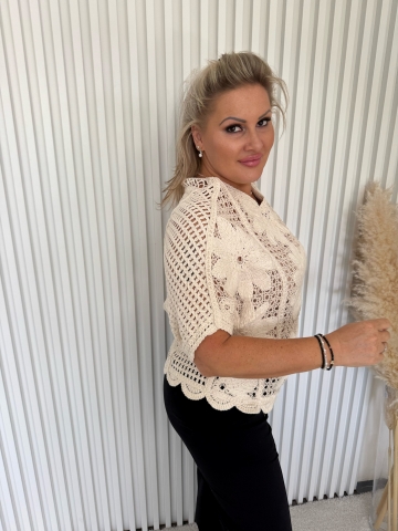 Dámská háčkovaná halenka Denisa, netopýří střih