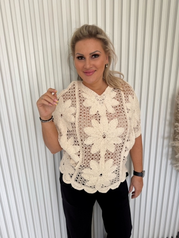 Dámská háčkovaná halenka Denisa, netopýří střih