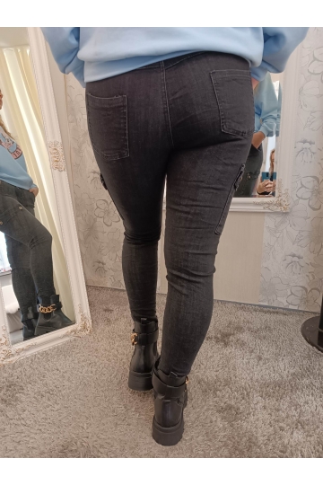 Dámské černé rifle s kapsami Jolana