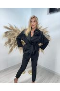 Dámský elegantní kalhotový kostýmek Caroline značky Paparazzi Fashion v černé barvě